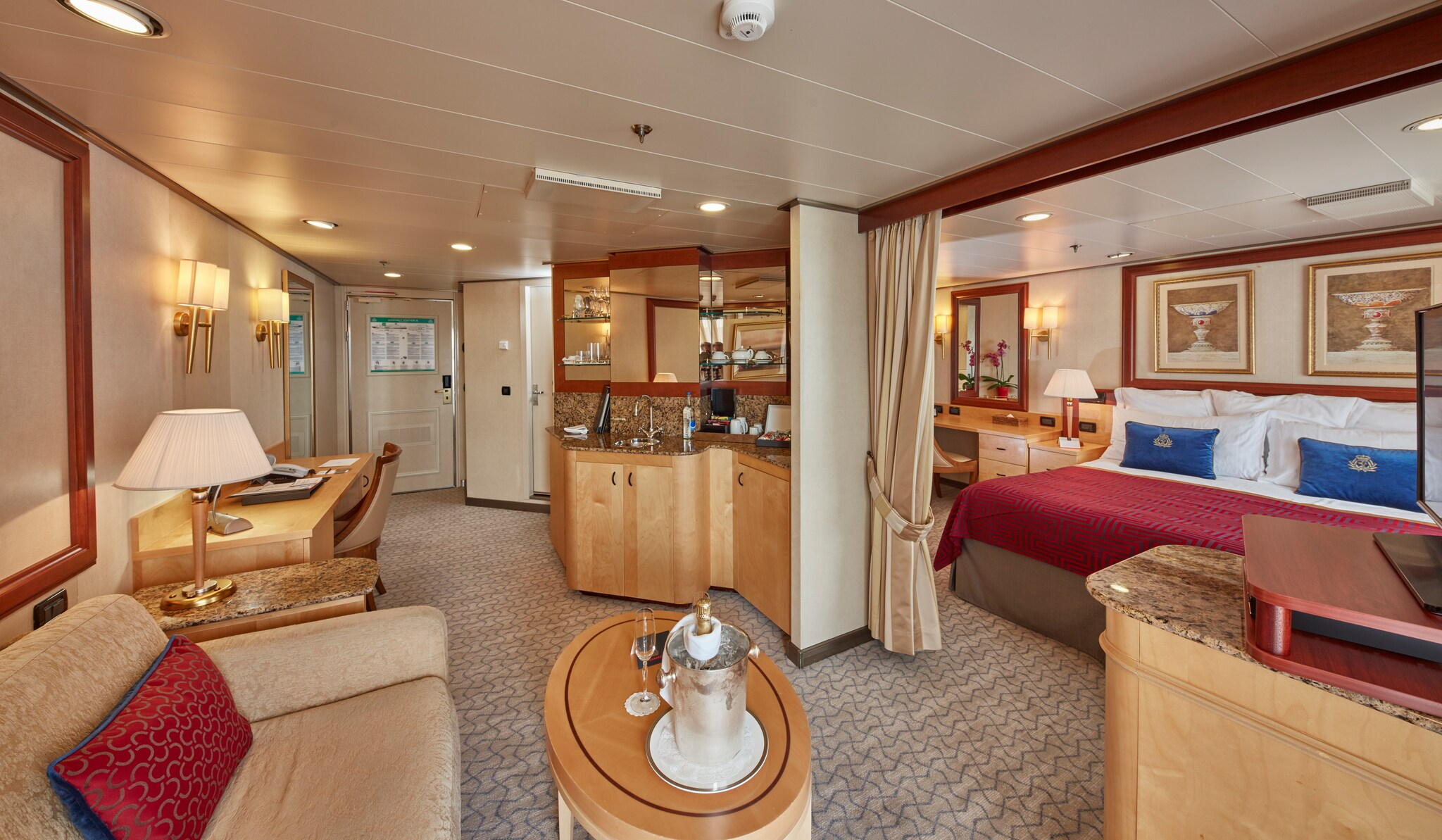 Penthouse Suite-[Q4]